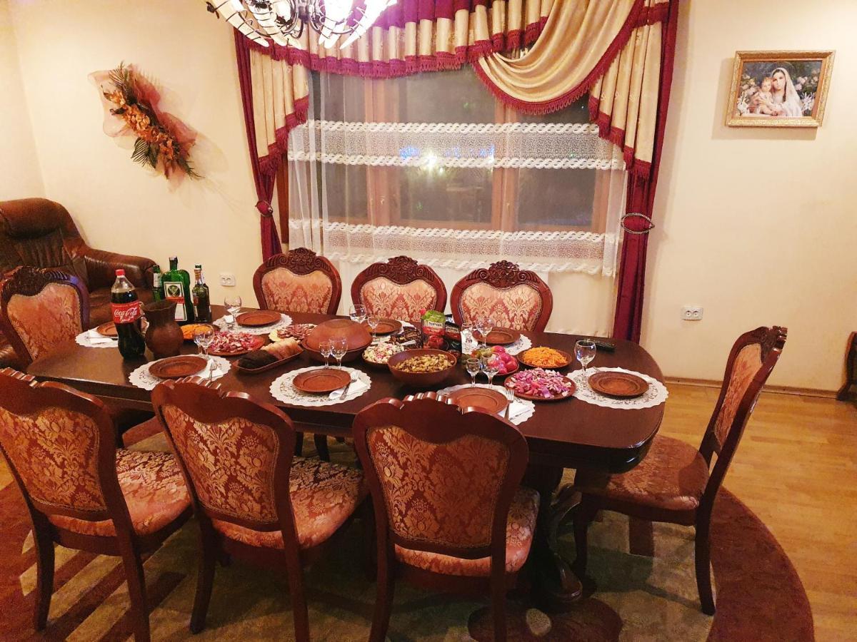 Мирослава Lazeshchyna Εξωτερικό φωτογραφία